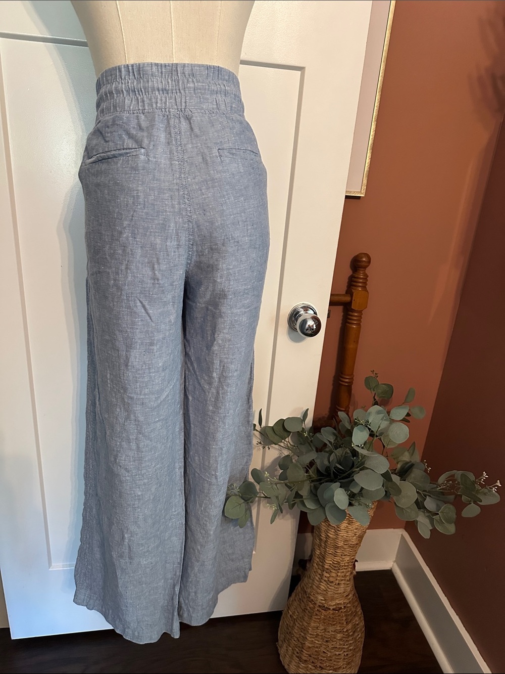 Athleta Cabo Linen Wide Leg 12 chambray pockets drawstring pants - Picture 9 of 16
